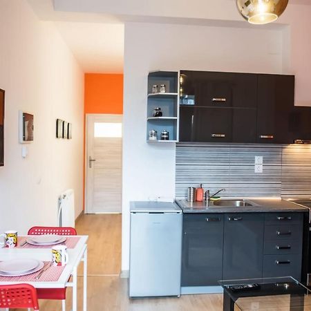 Orange Geranium Apartment Солун Екстериор снимка